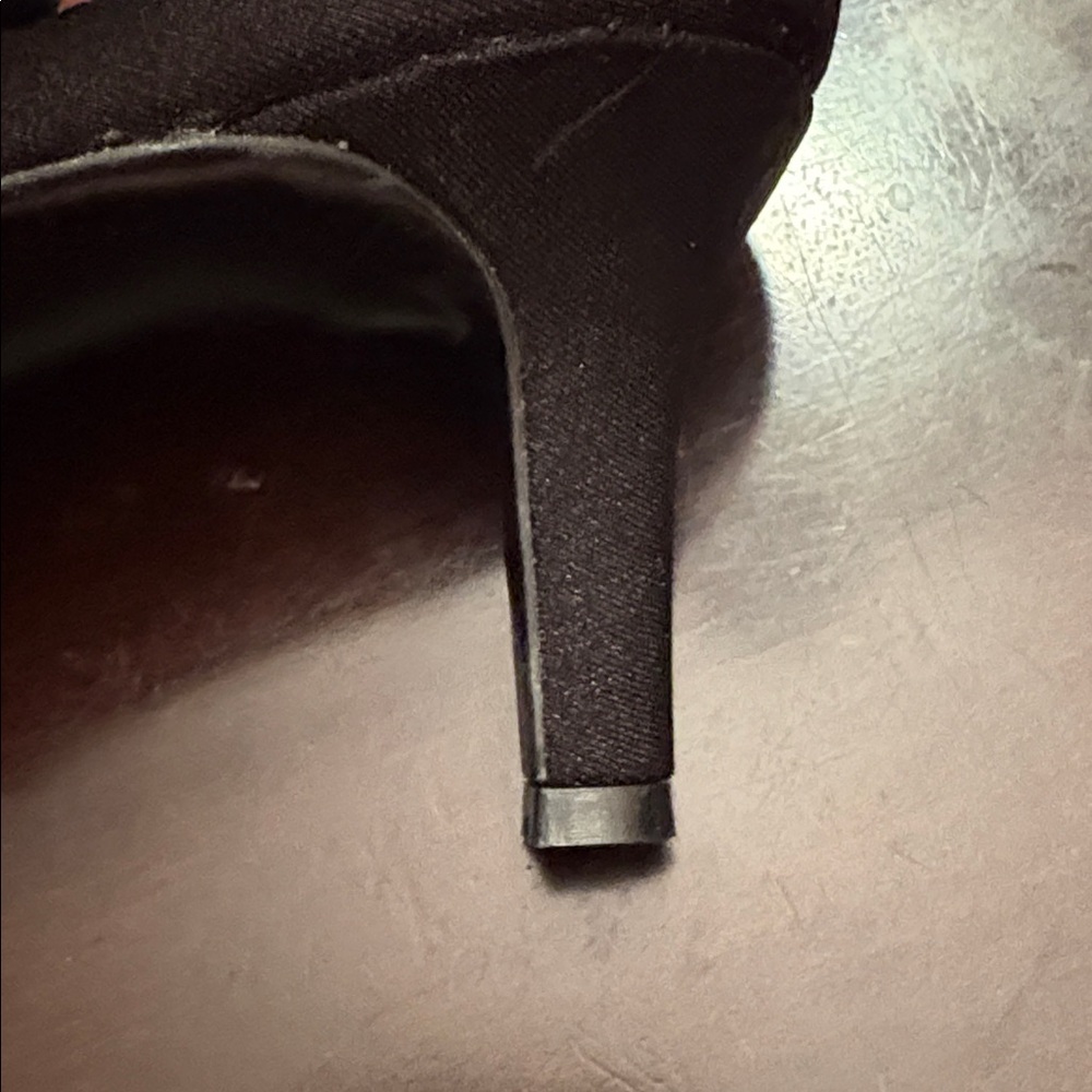 Naturalizer Black Strappy Heels - Picture 4 of 7